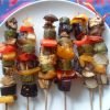 Add colour to your vegan braai dishes with a few colourful vegetable kebabs. Photo © Mel 'Simple Vegan Cooking.'